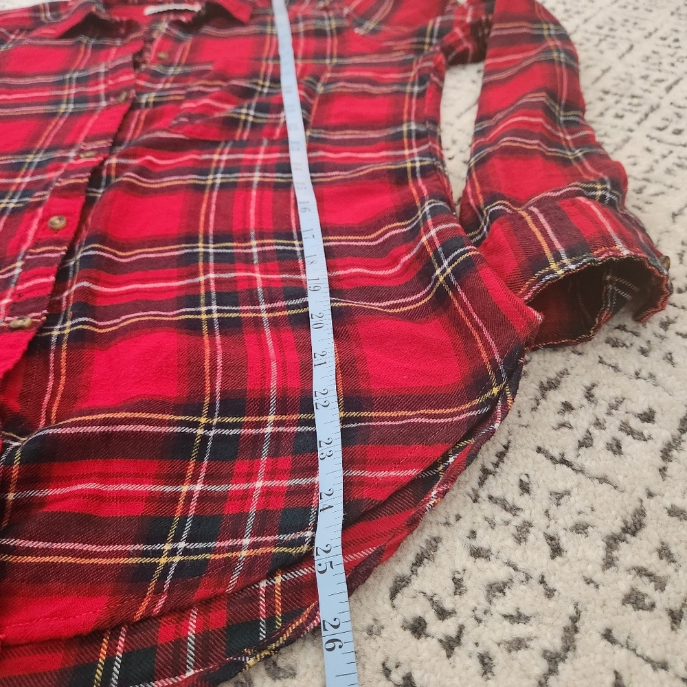Hollister Boyfriend Fit Button Up Flannel Shirt Womens Size XS Red Plaid cozy - Picture 10 of 13